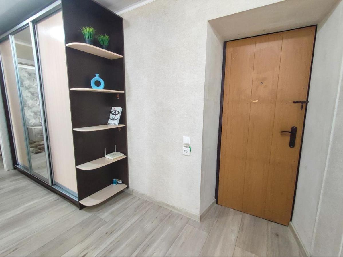 2-Х Комнатная Квартира В Центре На Ул.Бородина 107 Костанай Екстер'єр фото